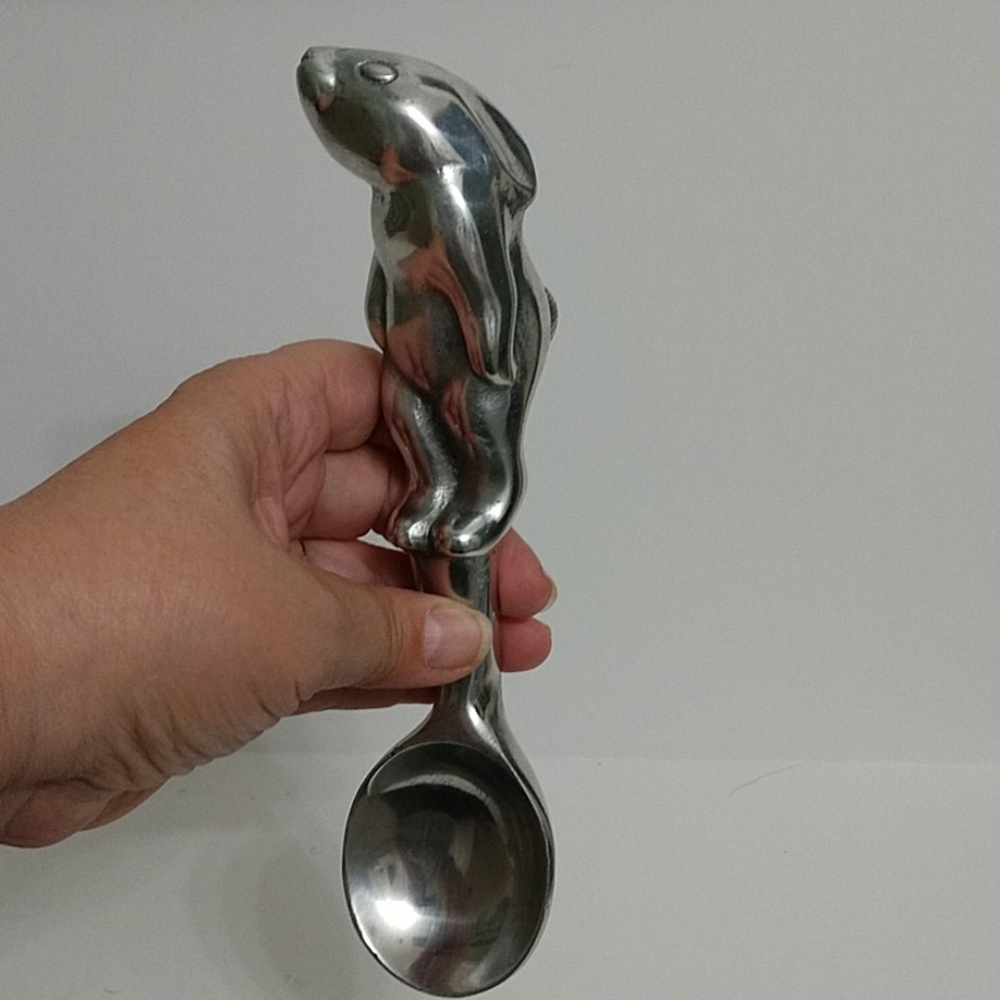 Vintage Rare Mariposa Bunny Ice cream Scoop - Picture 1 of 13